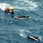47 migranti salvati, arriveranno al porto di Catania