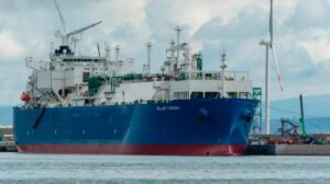 Il presidente della Regione Liguria, Giovanni Toti, ha effettuato una visita istituzionale a bordo...