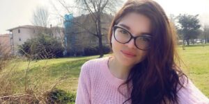 La fibromialgia è una malattia cronica spesso sottovalutata dal Sistema Sanitario. Sara Calabria...