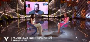 Can Yaman flirta con Francesca Chillemi durante la diretta a Verissimo: “Se trovo una donna come lei, faccio un figlio”