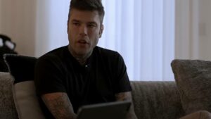 Fedez parla delle amicizie concluse con J-Ax, Fabio Rovazzi e Luis Sal