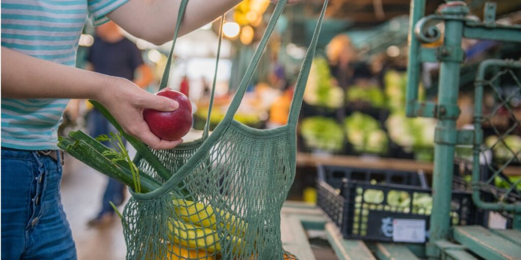 La selezione degli alimenti che facciamo quotidianamente non dipende solo dalla necessità biologica...