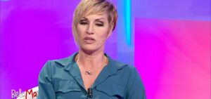 Il dramma di Annalisa Minetti: la malattia ereditaria che le ha fatto perdere la vista a soli 18 anni, ora è nero totale…