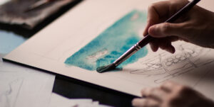 L'arteterapia è una forma terapeutica non verbale che utilizza tecniche artistiche per aiutare le...