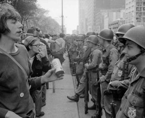 Le elezioni presidenziali del 2024 negli Stati Uniti stanno assumendo sempre più somiglianze con...