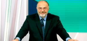 Addio a Tv Talk di Massimo Bernardini: “Spazio ai giovani” / Video Rai: “Meglio lasciare quando le cose vanno bene”