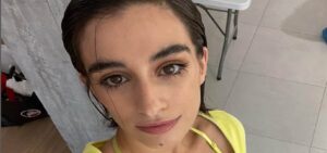 La talentuosa attrice Michela De Rossi: dalle prime esperienze a 18 anni a Briganti. Cosa si nasconde dietro il mistero sul suo fidanzato?