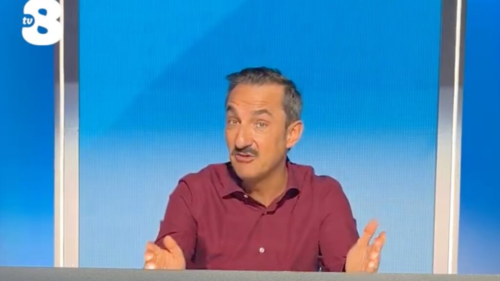 Il nuovo game show condotto da Nicola Savino, intitolato "Tris per Vincere", rappresenta una...