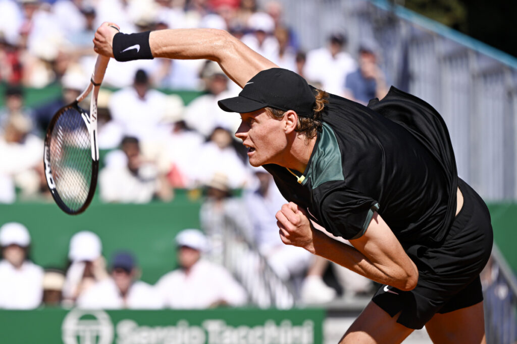 Jannik Sinner non prenderà parte al suo prossimo match contro Felix Auger-Aliassime nei quarti di...