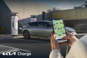 Kia Charge è stato lanciato nel settembre 2021 insieme al nuovo cross over EV6, il primo veicolo...