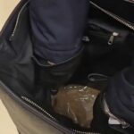 Quattro arresti a Milano per furto di vestiti con borse schermate