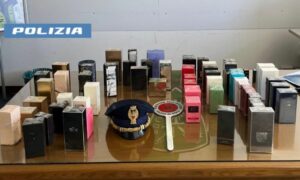 Smash-and-grab di profumi a Linate: individuati i ladri prima dell’imbarco sul volo