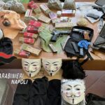 Sequestrate a Napoli armi, droga e maschere dal film “V per Vendetta”