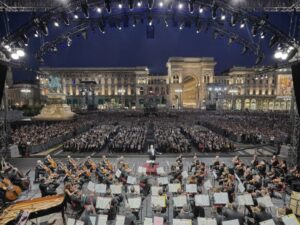 Concerto della Filarmonica Scala diretto da Riccardo Chailly il 9 giugno in piazza Duomo, Milano