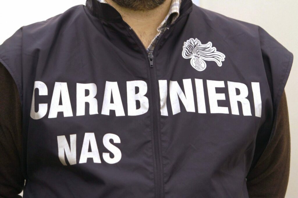 I militari del Reparto Operativo del Comando Carabinieri per la Tutela della Salute, al termine di...