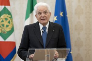 Mattarella avverte: l’Europa in una fase critica della sua storia