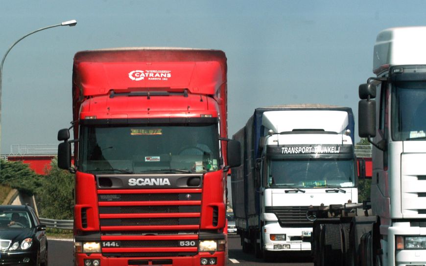 A Milano, sono scomparse 21.248 aziende di autotrasporto in 10 anni. Secondo i dati di Unioncamere...