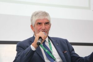 Il ministro dell'Agricoltura, Teresa Bellanova, ha partecipato al convegno presso la nuova sede di...