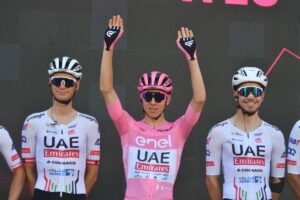 Tadej Pogacar sul podio della Tappa 5 - Genova-Lucca - Giro d'Italia 2024 durante la tappa 5...