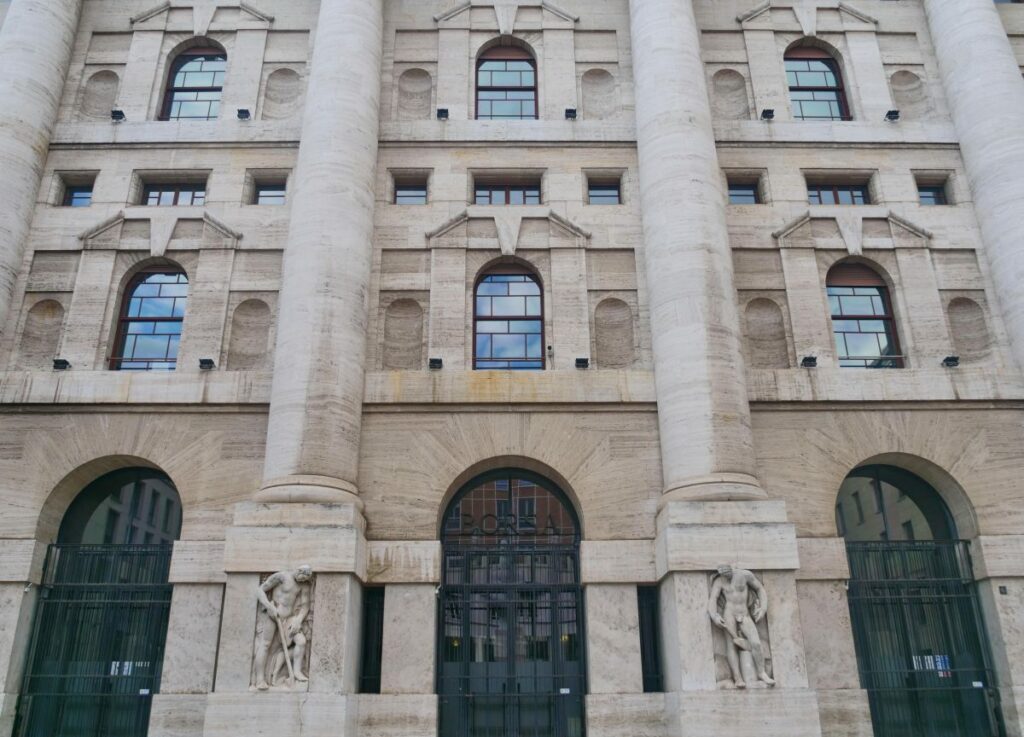 Piazza Affari si apre leggermente in ribasso, Ftse Mib -0,04%