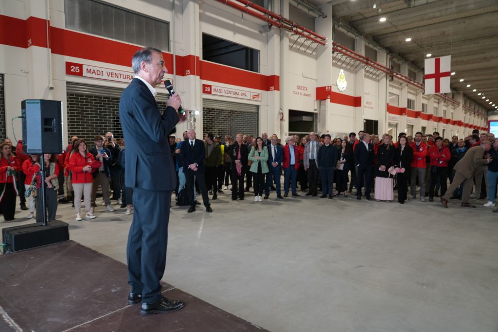 Il nuovo Padiglione Ortofrutticolo del Mercato Alimentare di Milano ha aperto oggi in presenza del...