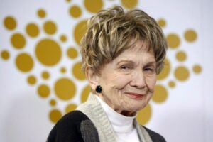 Alice Munro, la celebre scrittrice canadese, è deceduta all'età di 92 anni. Vincitrice del Premio...
