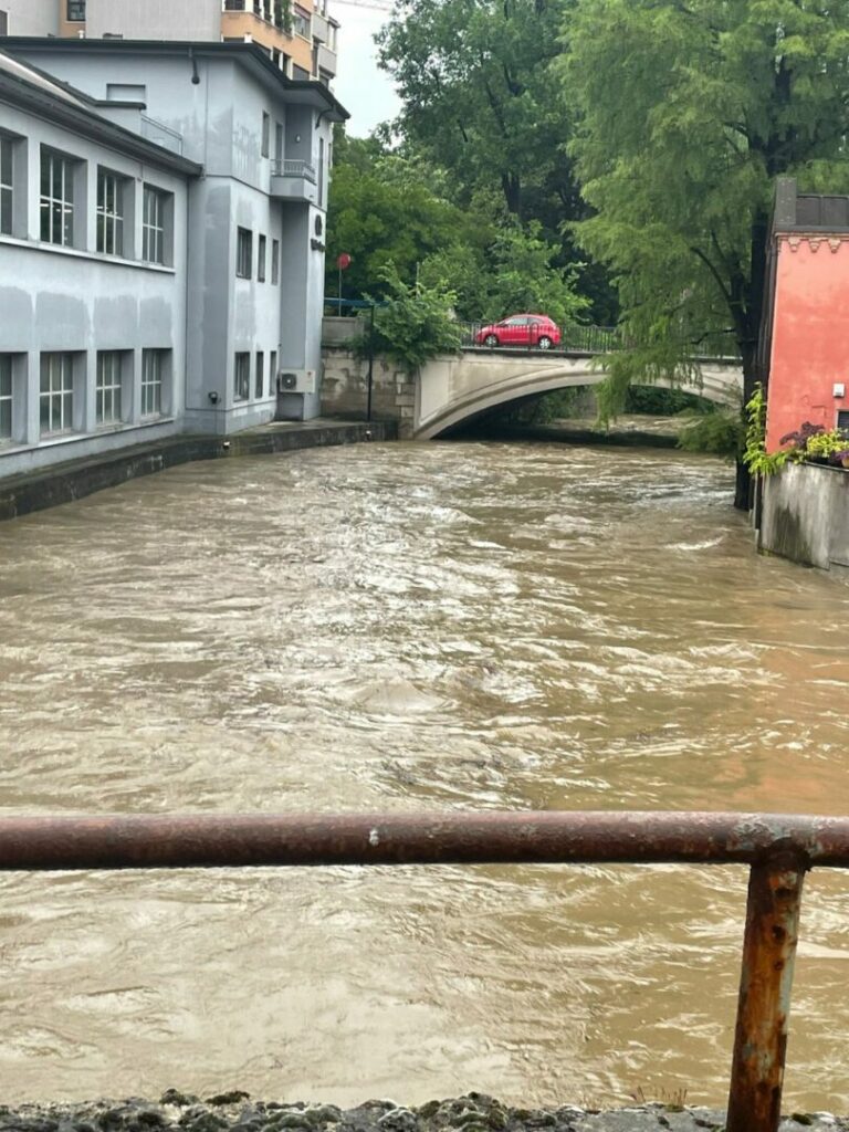 Chiusura precauzionale dei ponti sul Lambro a Monza a causa del maltempo