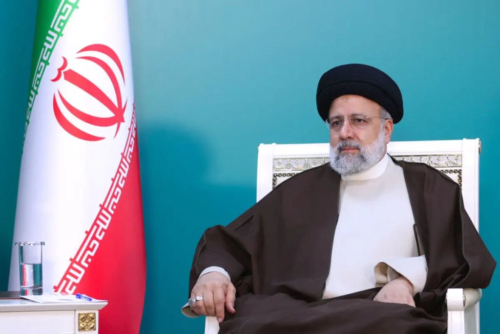 Il presidente iraniano Ebrahim Raisi durante un incontro con il suo omologo azero presso il sito di...