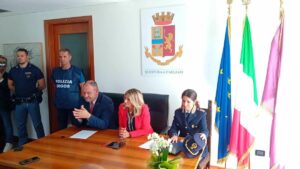 Il questore di Cagliari, Rosanna Lavezzaro, ha dichiarato che inizialmente c'era preoccupazione che...