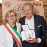 Il premio Ciliegia d’Oro 2023 consegnato a Leo Turrini