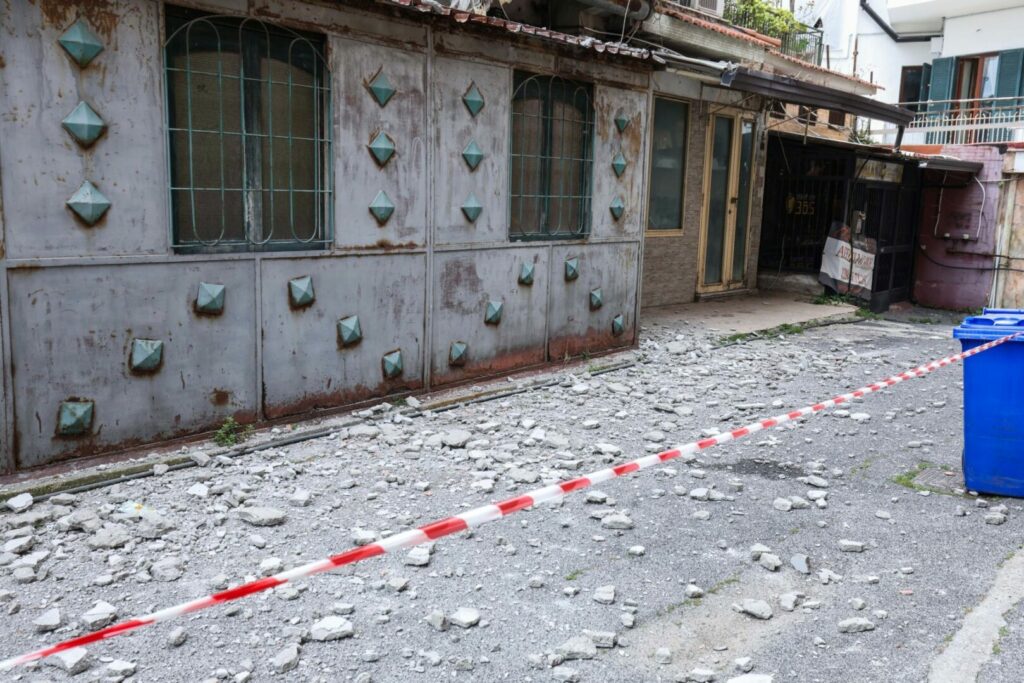 Ancora una volta i residenti dei Campi Flegrei hanno vissuto momenti di paura a causa di una nuova...