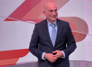 Il Tg2 si prepara a lanciare una serie di novità, con un progetto interno curato dalla Direzione...