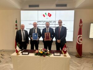 Protocollo Italia-Tunisia per lo sviluppo digitale firmato da Piano Mattei e Urso