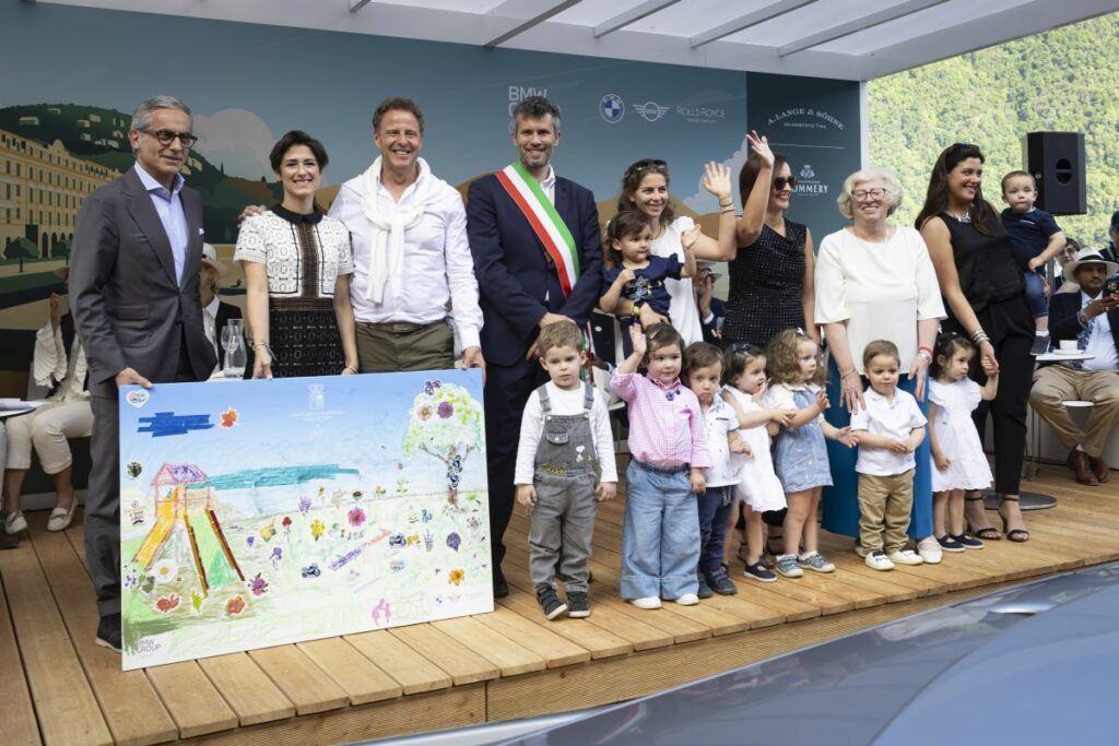 Il Bmw Group Classic dona a Cernobbio: contributo benefico all’asilo comunale