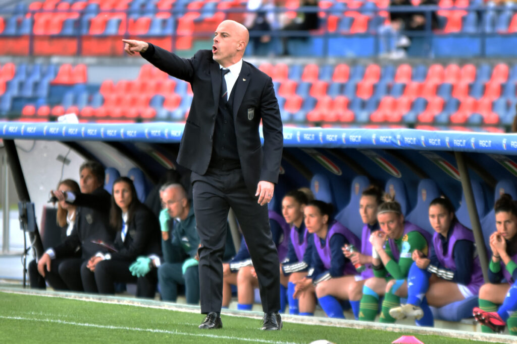 Andrea Soncin, allenatore della nazionale italiana di calcio femminile, si è espresso riguardo alle...