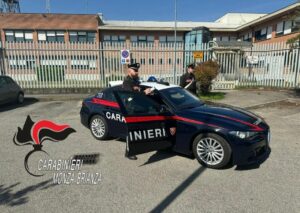 Desio: arrestato 30enne per possesso illegale di armi e resistenza all’arresto
