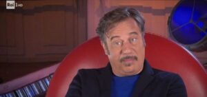 Dario Cassini, l'affascinate attore e comico napoletano, è pronto ad affrontare una nuova avventura...