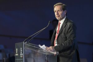 Fabio Pompei, CEO di Deloitte Central Mediterranean, parla delle sfide globali e delle transizioni...