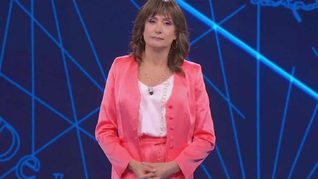 Un ex naufrago entra in politica e condivide la sua opinione su Vladimir Luxuria