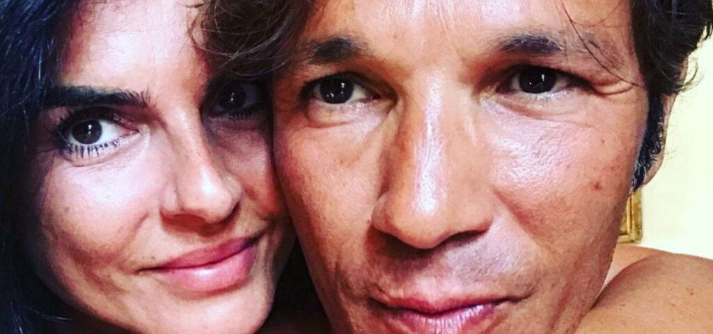 Francesco Venditti è il figlio del famoso cantautore romano Antonello Venditti e della...