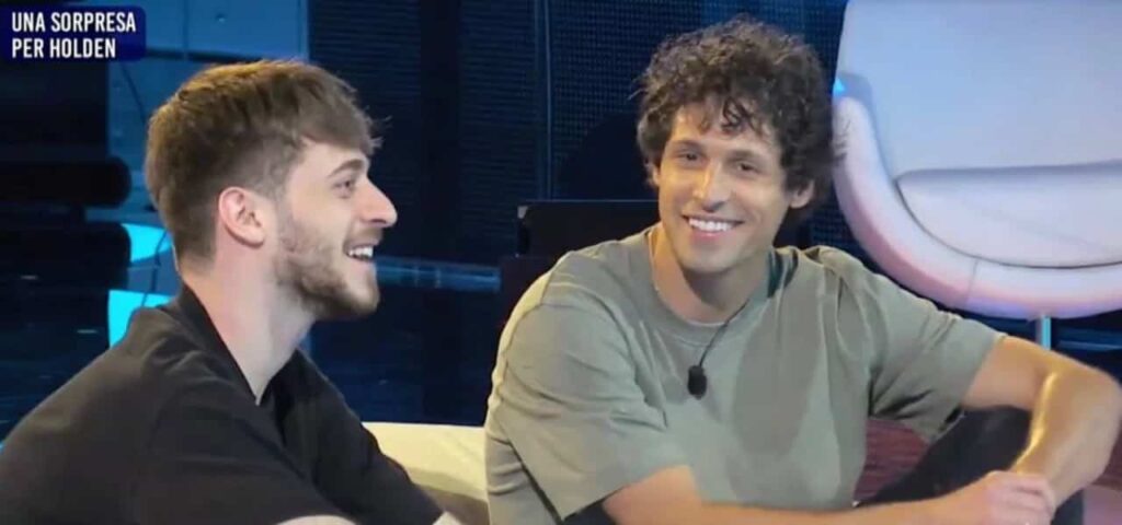 Jacopo e Jaeder Carta sono i fratelli di Jacopo Carta. Quella di Holden, finalista del serale di...