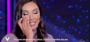 Edoardo Stoppa e Juliana Moreira sono coniugi dal 10 novembre 2017. Il noto conduttore televisivo e...