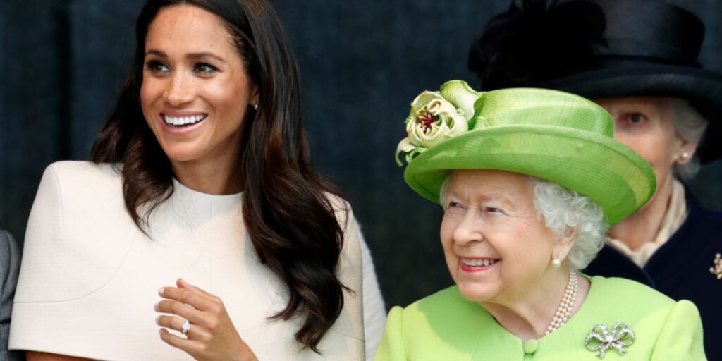 L'intero web è in fermento a causa dei rapporti tesi tra il principe Harry, Meghan Markle e la...