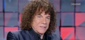 Chi è Riccardo Cocciante e la sua lotta per affermarsi: “Le case discografiche dicevano che era difficile”