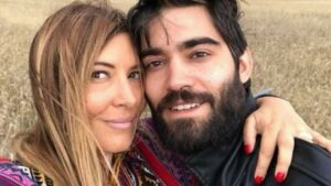 Durante un incontro con l'esperto di crisi Alberto Mattia, Selvaggia Lucarelli ha rivelato di aver...