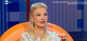 I genitori di Barbara Bouchet: come il loro rapporto tumultuoso ha influenzato la sua vita.