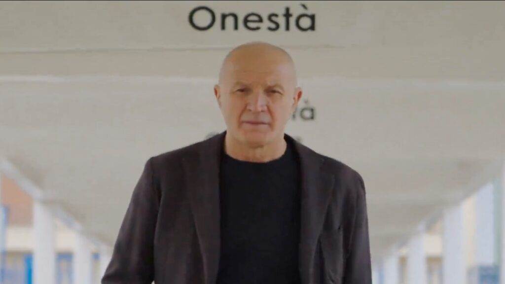 “Che ci faccio qui” con Domenico Iannacone: quando lo spettacolo televisivo va in onda e di che argomento tratta