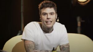 Ieri, Fedez è stato denunciato dai Carabinieri e iscritto nel registro degli indagati per rissa...