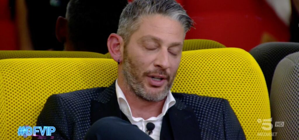 Edoardo Tavassi è stato scartato da Pechino Express, deludendo i fan che speravano di vederlo in TV...