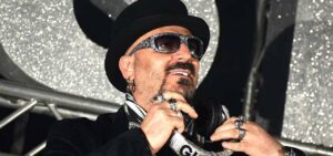 Malattia di Gigi D’Agostino, "Un dolore costante che non mi dava pace" Malattia di Gigi D’Agostino e...